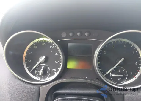 2011 Mercedes-Benz Gl 450 4Matic z USA, uszkodzony, nr VIN 4JGBF7BE5BA667969